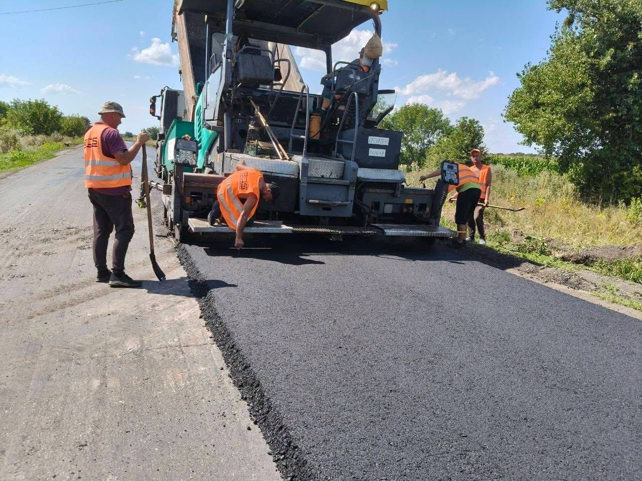 Шляховики завершили ремонт дороги між Лубнами та Опішнею