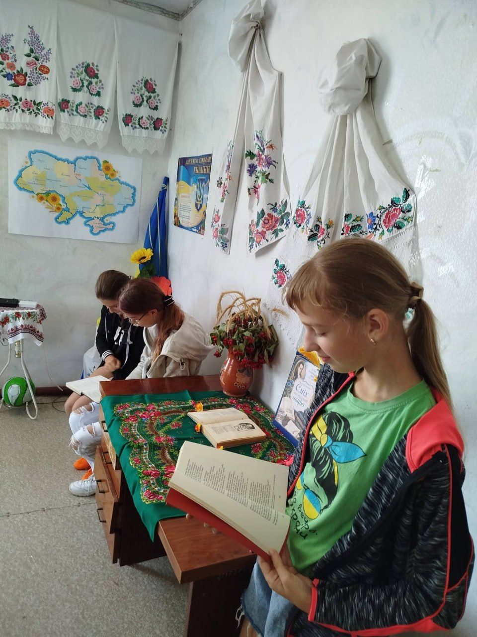 У Михнівській СБФ відкрили виставку до 257-річниці від дня народження Котляревського