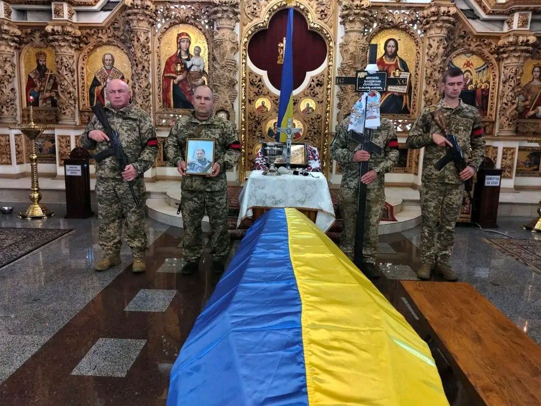 У Полтаві попрощалися із загиблим захисником Владиславом Мусоріним із Решетилівської громади