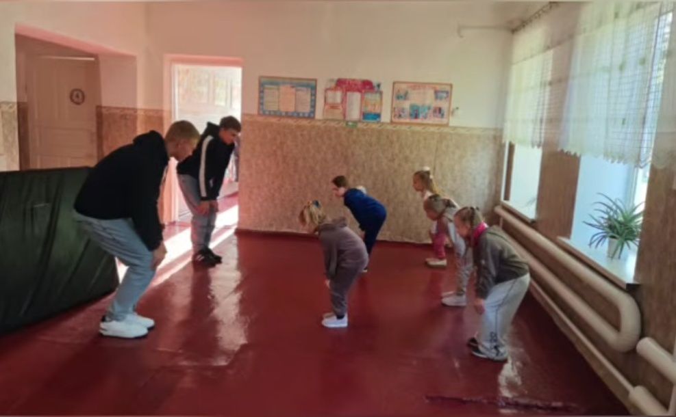 Учні Демидівської школи на один день стали вчителями