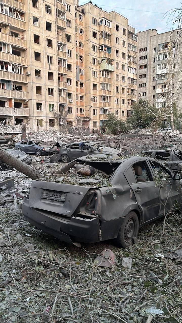 Ворог завдав удару по Кременчуку та району: є загиблі