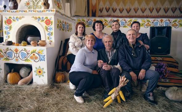 Містян запрошують відвідати виставку «Світло нитки і душі»