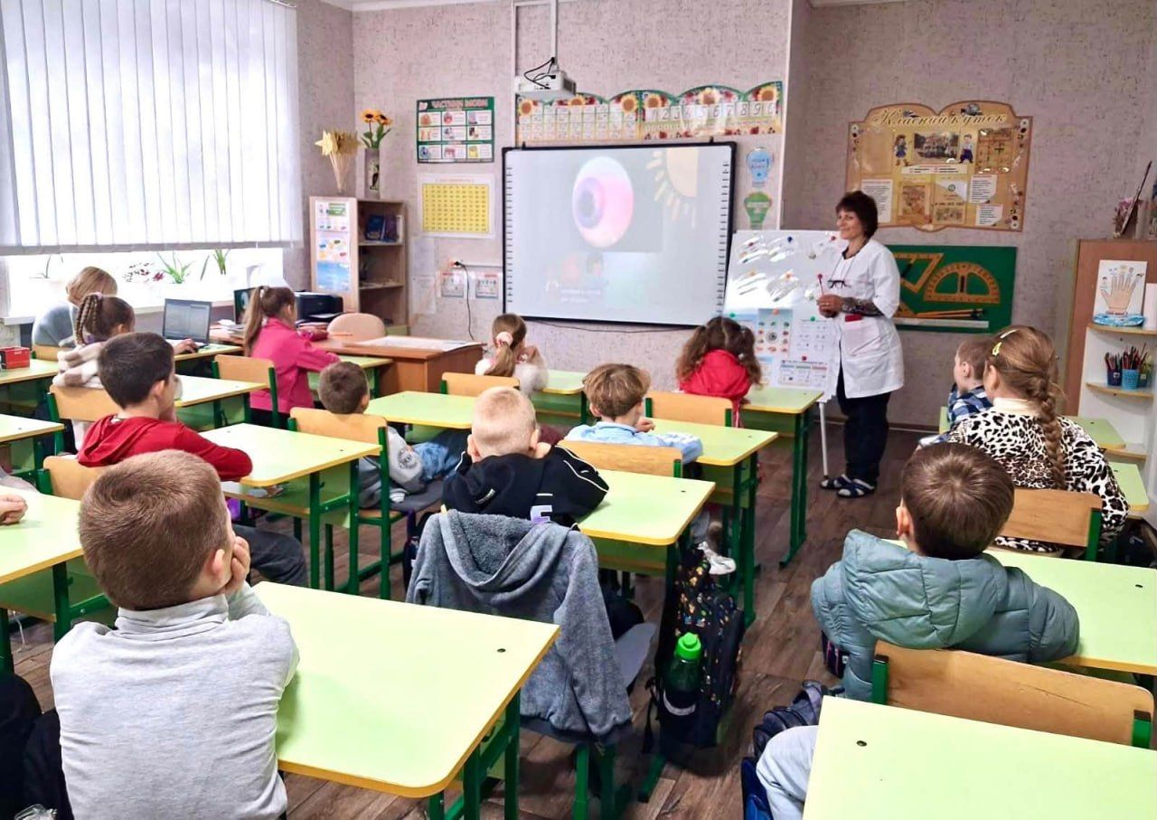 Для решетилівських школярів провели тренінгове заняття «Як берегти зір»