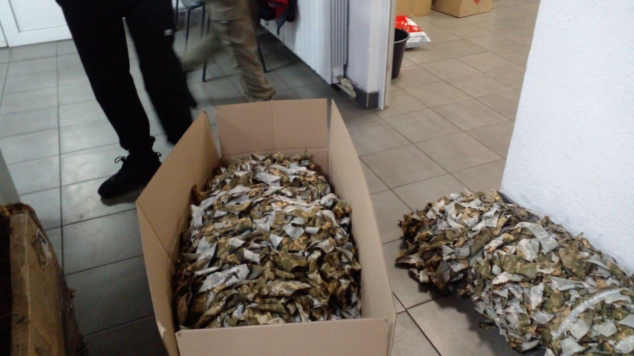 Із Решетилівки відправили гумвантажі для війська