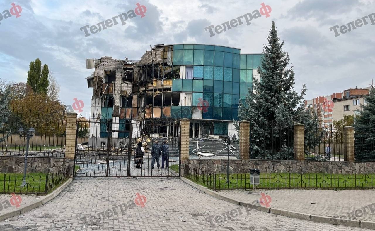 Ворог знову вдарив по Кременчуку