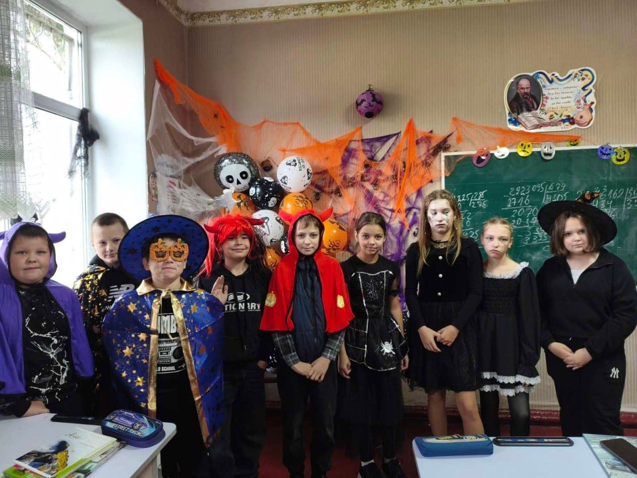 Демидівські школярі відсвяткували Halloween